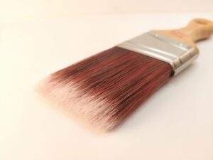 Четка за боядисване Dixie Belle Mini Angle Synthetic Brush